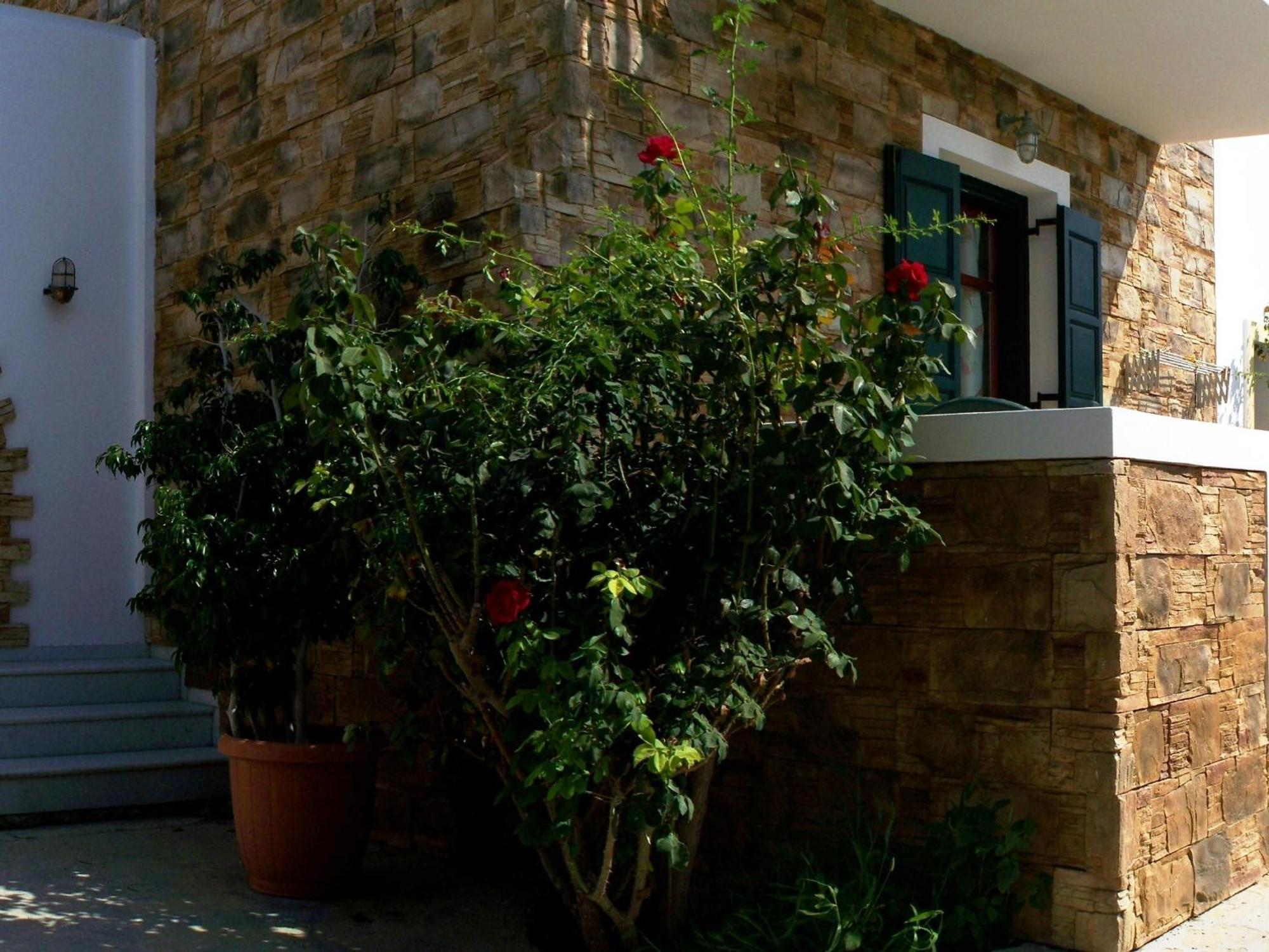 Plaka Hotel I Exterior photo