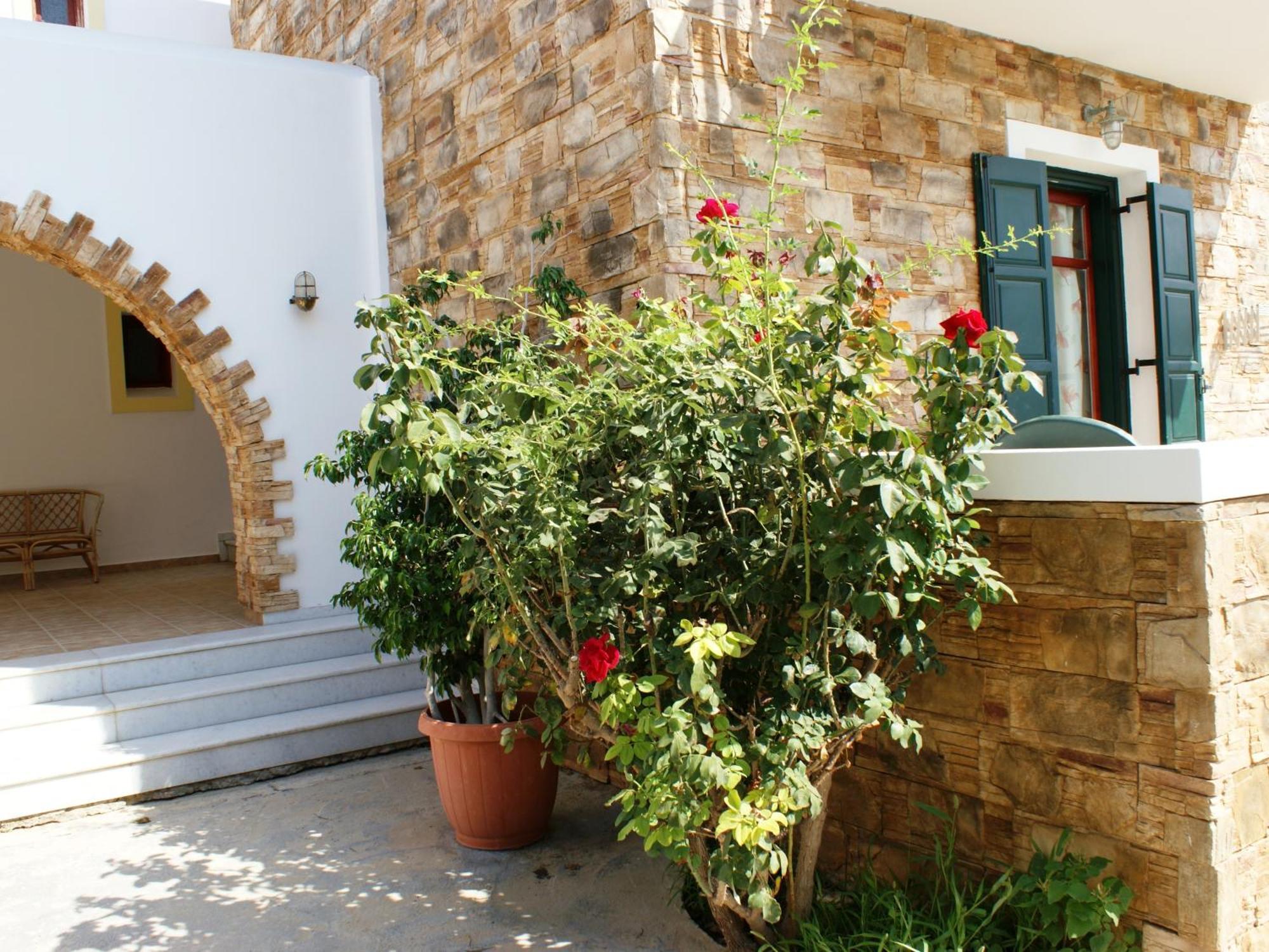 Plaka Hotel I Exterior photo